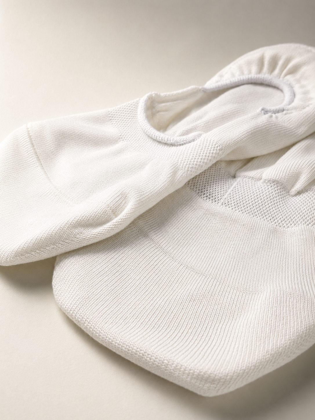 TUVEN Everyday — white low-cut bamboo socks